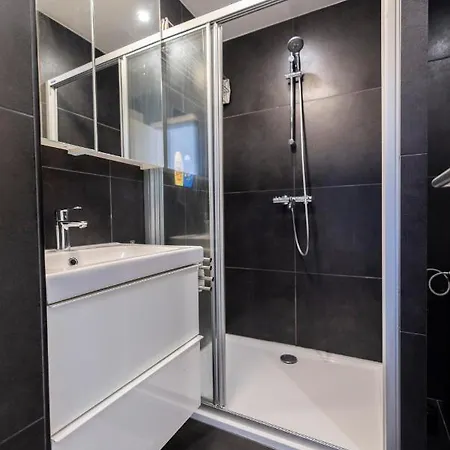 Modern Studio Lux-city
